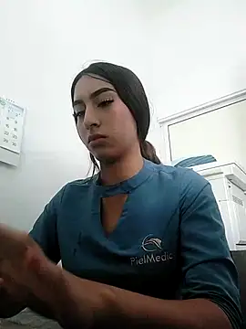 Snapshot of saray_outdoorss chatting on 05-07-26, 08:14 saray outdoorss online show from 05-07-26, 08:14