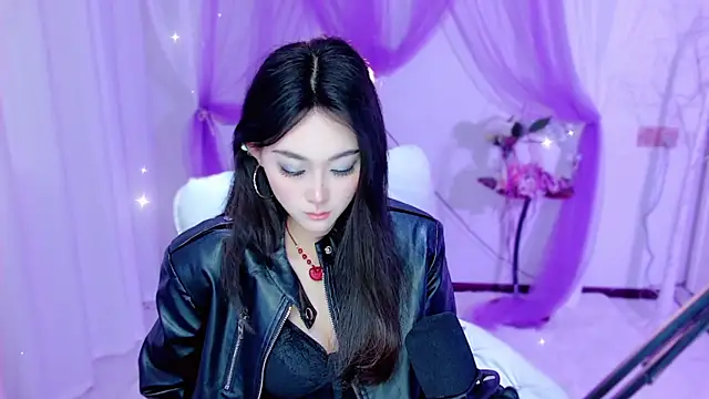 Tili Lucky online show from 05-15-26, 11:01