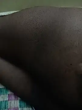Snapshot of shinecore chatting on 05-12-26, 05:10 shinecore online show from 05-12-26, 05:10