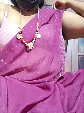 Snapshot of tamilkavitha123 chatting on 05-25-26, 04:35 tamilkavitha123 online show from 05-25-26, 04:35