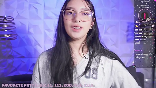 Snapshot of zara_bliss chatting on 06-04-26, 11:05 zara bliss online show from 06-04-26, 11:05