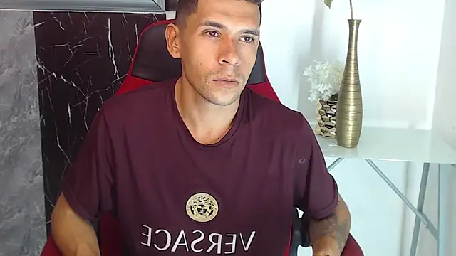 Miguel sexxx online show from 06-07-26, 04:00