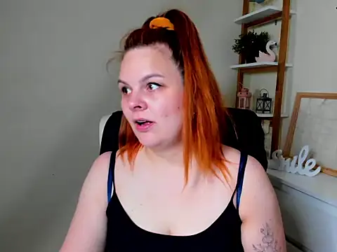 Snapshot of GingerKitten1 chatting on 06-03-26, 05:43 GingerKitten1 online show from 06-03-26, 05:43