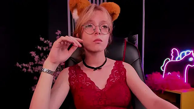 FoxxyyPolly online show from 07-05-26, 05:14