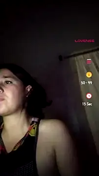 Snapshot of Annie_loveer chatting on 06-29-26, 06:30 Annie loveer online show from 06-29-26, 06:30