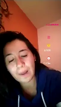 Snapshot of Annie_loveer chatting on 07-07-26, 06:47 Annie loveer online show from 07-07-26, 06:47
