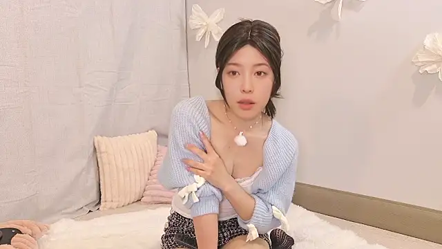 Snapshot of sakura-ch- chatting on 07-17-26, 05:18 sakura-ch- online show from 07-17-26, 05:18