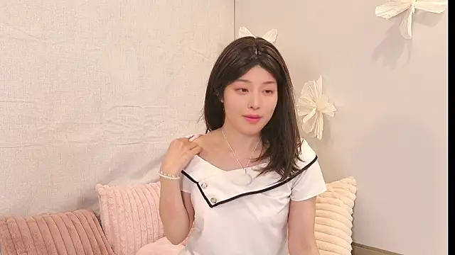 Snapshot of sakura-ch- chatting on 07-25-26, 08:06 sakura-ch- online show from 07-25-26, 08:06
