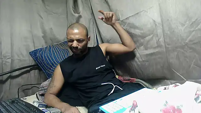 Snapshot of Camodick chatting on 04-30-26, 05:36 Camodick online show from 04-30-26, 05:36
