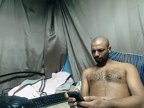 Snapshot of Camodick chatting on 05-03-26, 01:39 Camodick online show from 05-03-26, 01:39