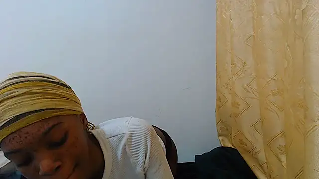 PetiteBarbie 05 online show from 06-14-26, 06:48