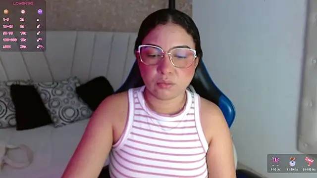 Snapshot of AliceSmity__ chatting on 06-16-26, 12:08 AliceSmity online show from 06-16-26, 12:08