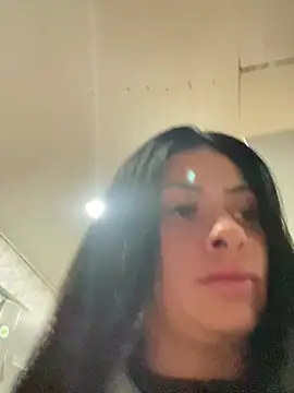 Snapshot of belababyy chatting on 06-18-26, 11:20 belababyy online show from 06-18-26, 11:20