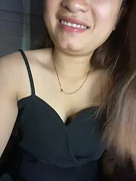Snapshot of Cute-Sexyy chatting on 07-17-26, 10:11 Cute-Sexyy online show from 07-17-26, 10:11