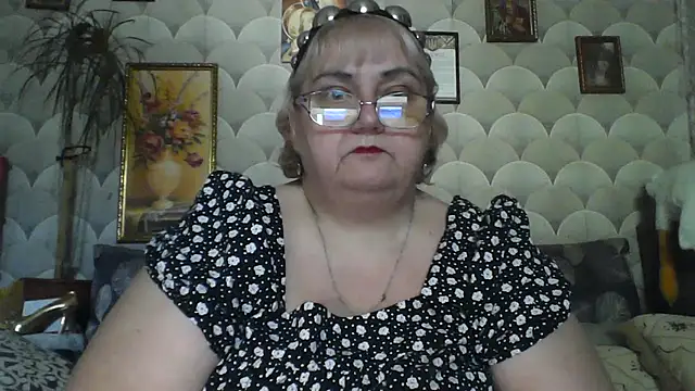MarinaFarina53 online show from 06-25-26, 05:12