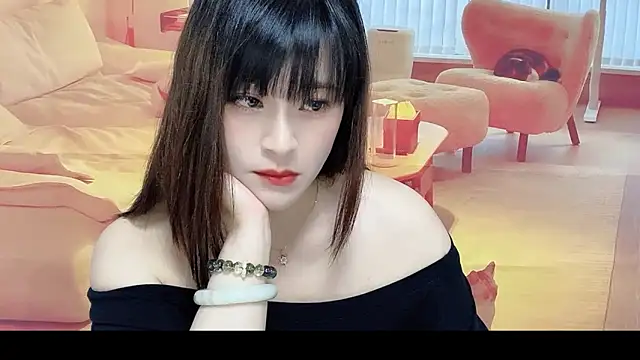 Snapshot of Xiaoting13 chatting on 05-25-26, 07:47 Xiaoting13 online show from 05-25-26, 07:47