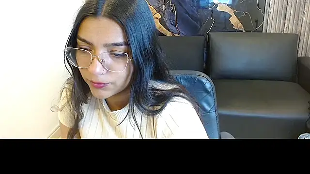 Snapshot of eva_luna2020 chatting on 05-20-26, 01:39 eva luna2020 online show from 05-20-26, 01:39