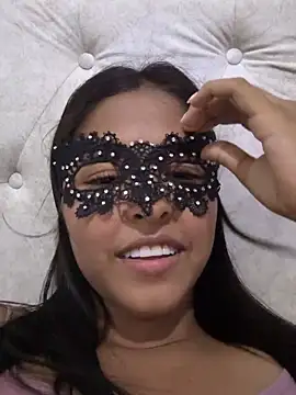 Snapshot of Dulcemorena__ chatting on 06-07-26, 01:54 Dulcemorena online show from 06-07-26, 01:54
