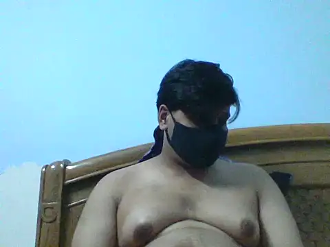 Snapshot of Ash_Naked chatting on 06-16-26, 05:04 Ash Naked online show from 06-16-26, 05:04