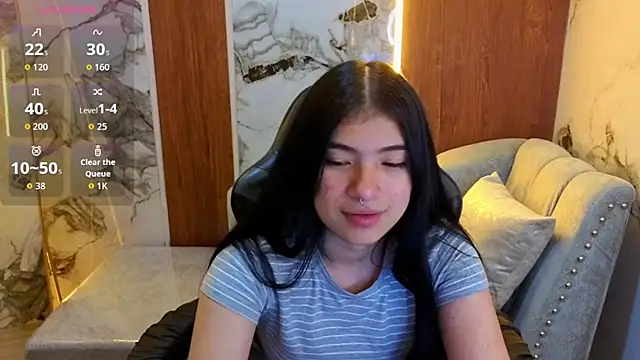 Snapshot of alesia_v_v chatting on 07-23-26, 03:04 alesia v v online show from 07-23-26, 03:04