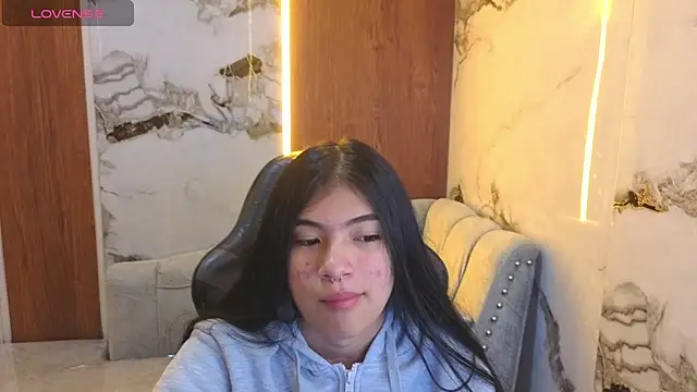 Snapshot of alesia_v_v chatting on 07-29-26, 03:15 alesia v v online show from 07-29-26, 03:15