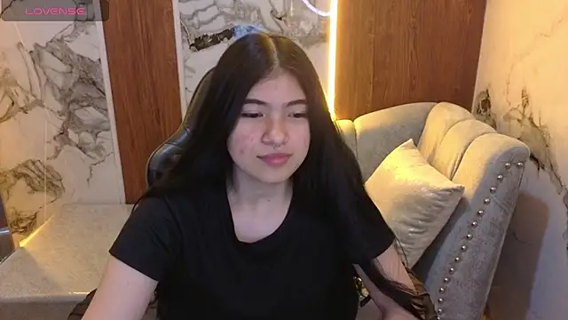 Snapshot of alesia_v_v chatting on 08-06-26, 03:19 alesia v v online show from 08-06-26, 03:19