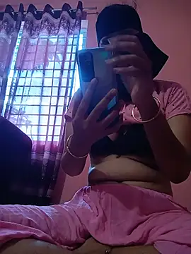 Snapshot of Nilpori2 chatting on 06-04-26, 02:39 Nilpori2 online show from 06-04-26, 02:39