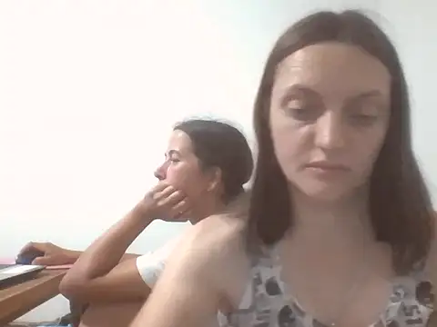 Kimmy Webb online show from 06-26-26, 05:50