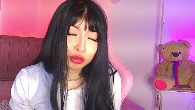 Snapshot of mia_gyutarouwu chatting on 06-18-26, 12:09 mia gyutarouwu online show from 06-18-26, 12:09