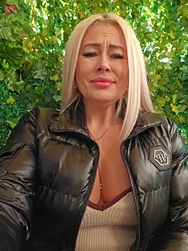 MILFBARBY online show from 11-22-25, 08:13