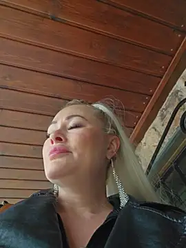 MILFBARBY online show from 04-08-26, 07:41