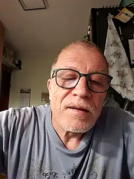 Snapshot of NextAct92 chatting on 06-25-26, 02:33 NextAct92 online show from 06-25-26, 02:33