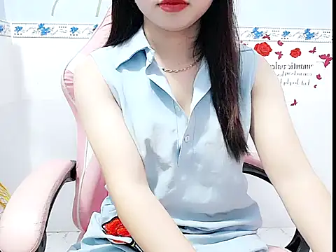 Snapshot of Emilysexy_cut chatting on 06-28-26, 04:29 Emilysexy cut online show from 06-28-26, 04:29