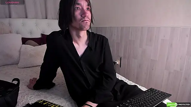 Snapshot of CalvinChapman chatting on 07-10-26, 03:11 CalvinChapman online show from 07-10-26, 03:11