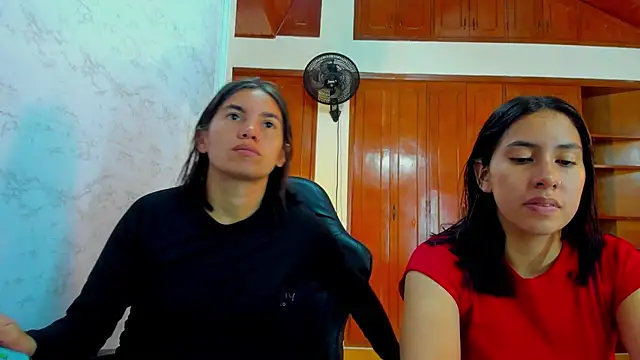 Soffy and Emily online show from 06-19-26, 12:31