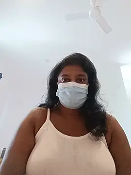Xbees CT online show from 06-14-26, 04:03