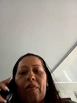 Snapshot of katialatimaecha chatting on 05-29-26, 06:28 katialatimaecha online show from 05-29-26, 06:28
