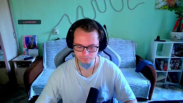 MeLanXolik online show from 06-11-26, 09:29
