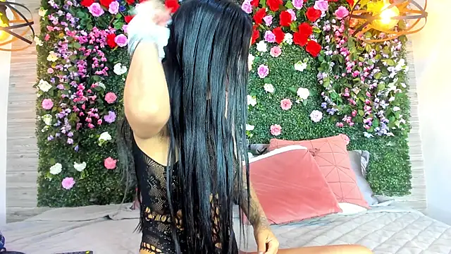 ViolettGracee online show from 06-18-26, 12:42