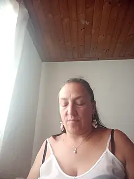 Snapshot of dangerous_milf chatting on 07-21-26, 07:27 dangerous milf online show from 07-21-26, 07:27