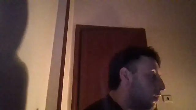 Snapshot of VincentZe99 chatting on 05-17-26, 11:34 VincentZe99 online show from 05-17-26, 11:34