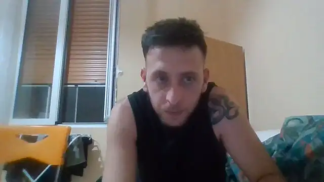 Snapshot of VincentZe99 chatting on 06-27-26, 02:38 VincentZe99 online show from 06-27-26, 02:38