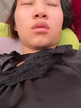 Snapshot of Vi_sexyy chatting on 07-14-26, 04:28 Vi sexyy online show from 07-14-26, 04:28