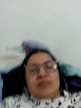 Snapshot of Casandra_inthemorning chatting on 05-19-26, 02:29 Casandra inthemorning online show from 05-19-26, 02:29