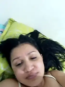 Snapshot of Casandra_inthemorning chatting on 06-12-26, 12:09 Casandra inthemorning online show from 06-12-26, 12:09