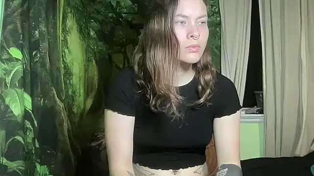 mo0ngoddess online show from 12-22-25, 01:57