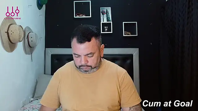 Snapshot of perverseveteranmanxxx chatting on 01-22-25, 03:18 perverseveteranmanxxx online show from 01-22-25, 03:18