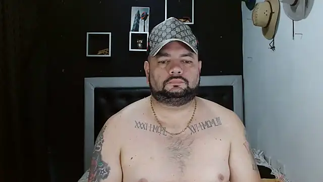 Snapshot of perverseveteranmanxxx chatting on 02-18-25, 12:49 perverseveteranmanxxx online show from 02-18-25, 12:49