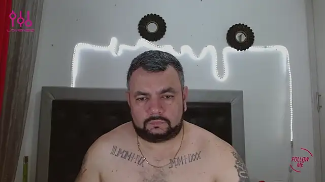 Snapshot of perverseveteranmanxxx chatting on 09-15-25, 07:03 perverseveteranmanxxx online show from 09-15-25, 07:03