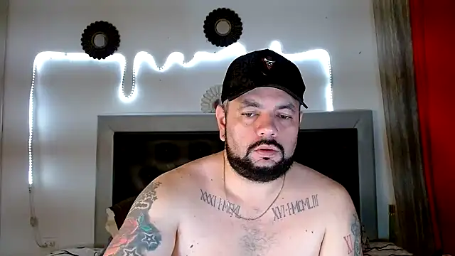 Snapshot of perverseveteranmanxxx chatting on 10-03-25, 09:56 perverseveteranmanxxx online show from 10-03-25, 09:56